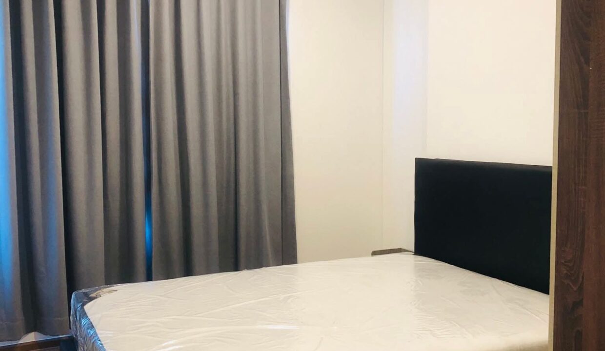 1000003715