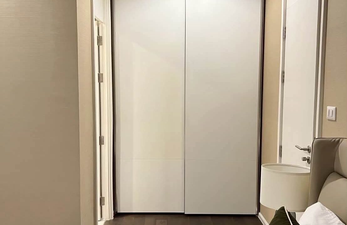 1000004282